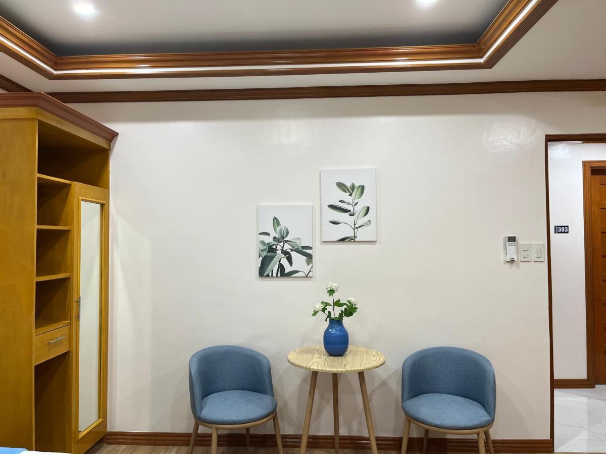 The Legacy Hotel Tayabas Extérieur photo